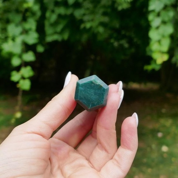 Bloodstone polished Tower - Picture 4 of 6